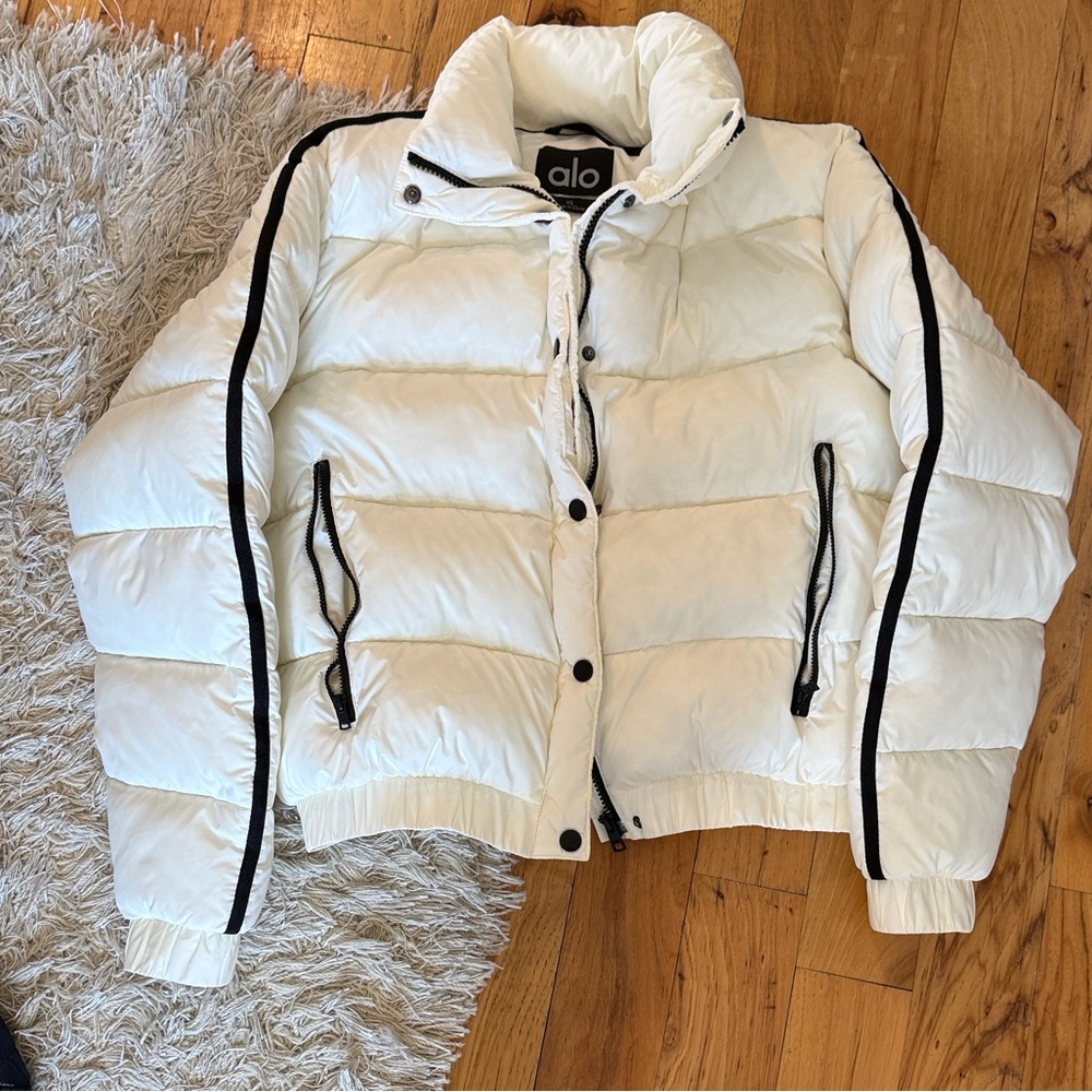 Alo aspen love puffer